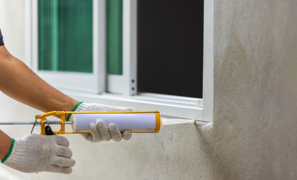 Window Caulking Service in Layton