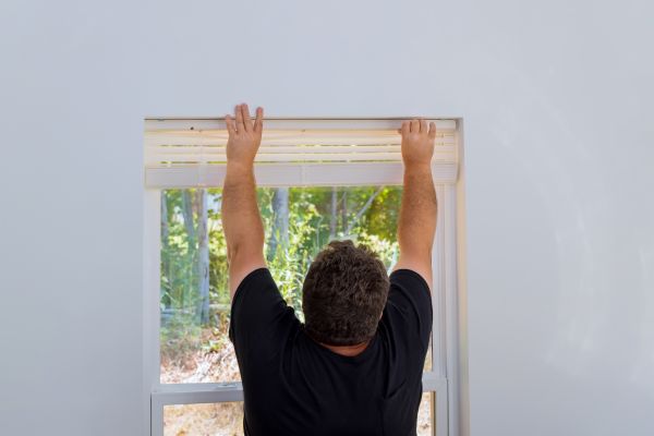 Blinds Removal in Layton