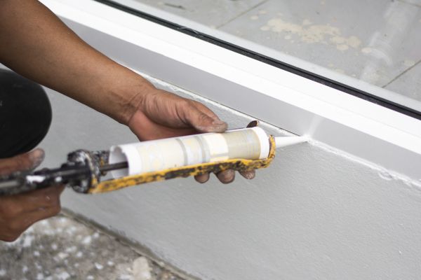 Caulk Replacement in Layton